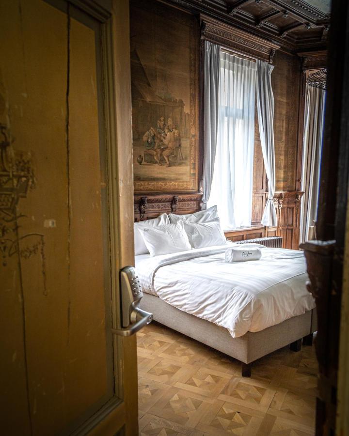 Heirloom - The Mansion Hotel Гент Екстериор снимка