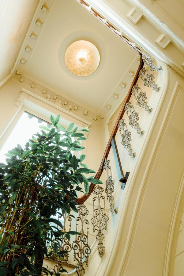 Heirloom - The Mansion Hotel Гент Екстериор снимка